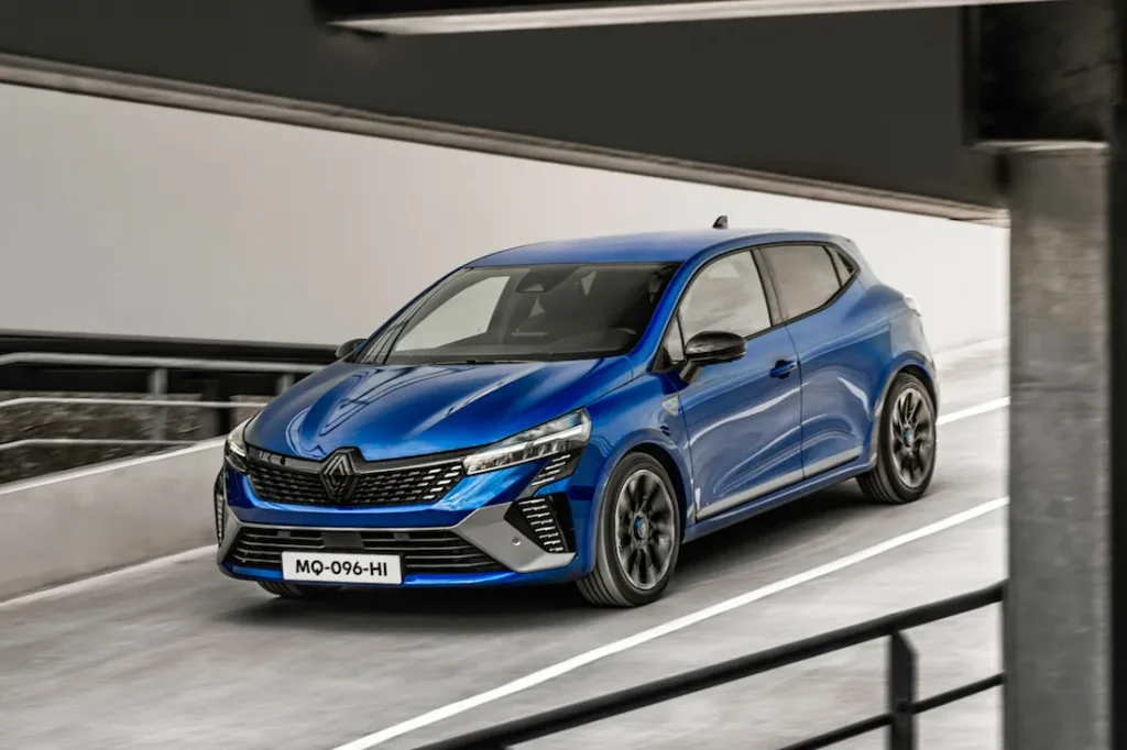 Boîte auto : 3 gestes quotidiens qui l&rsquo;usent en silence (et vous coûtent cher)